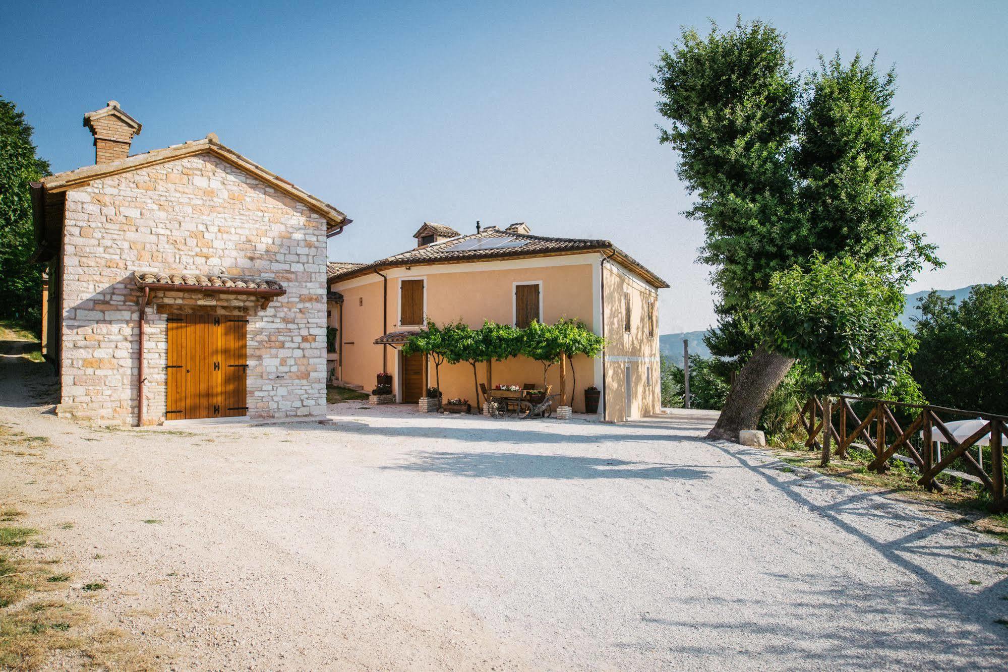 Villa Degli Orti Acqualagna Kültér fotó