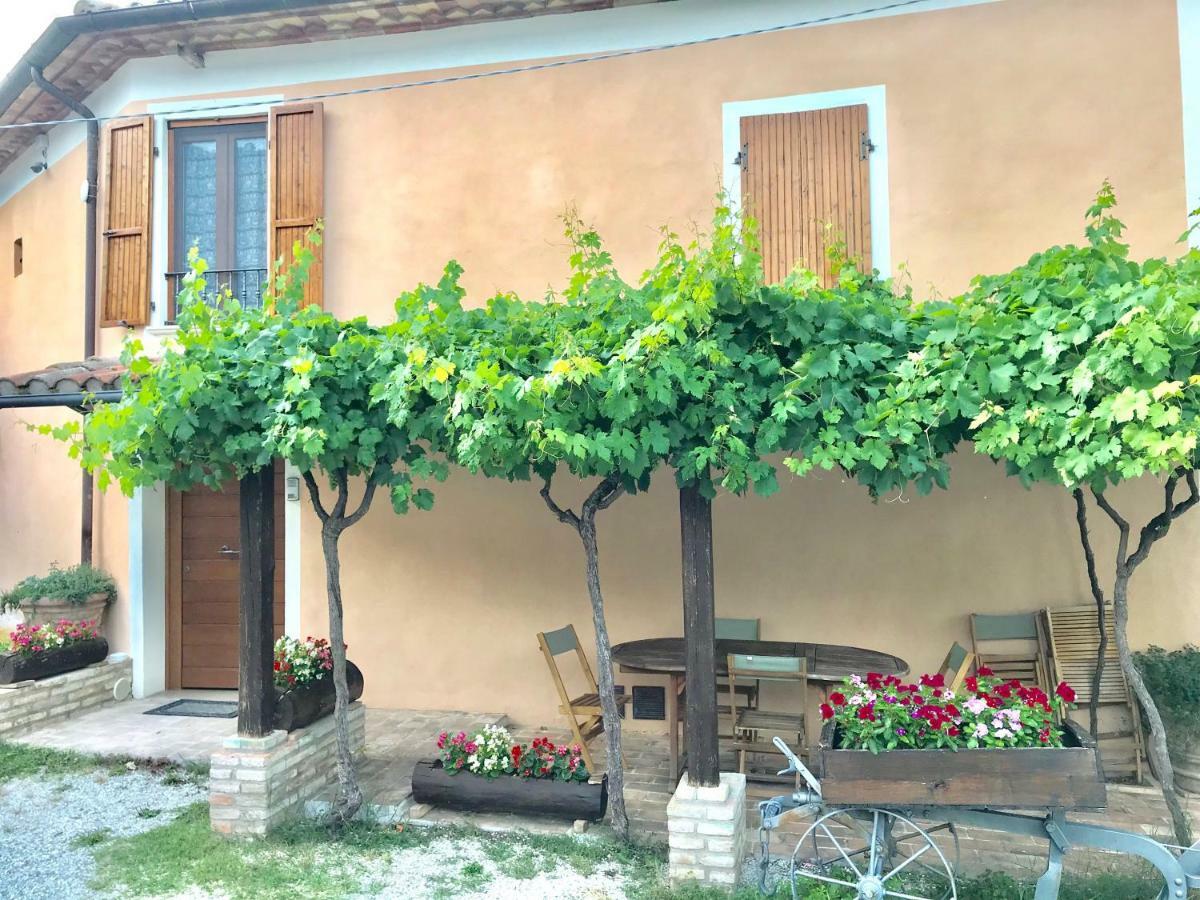 Villa Degli Orti Acqualagna Kültér fotó